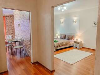 Апартаменты Апартаменты "CHILPIL" в центре - бесконтактное заселение - 24x7 Брест Улучшенные апартаменты-2